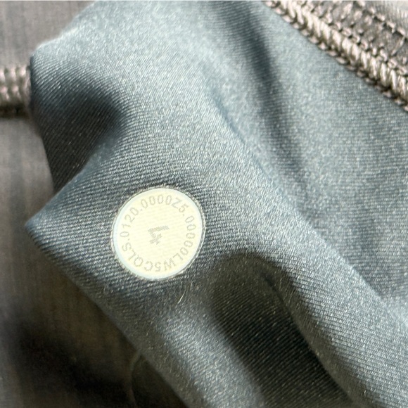 Lululemon Align High Rise Pocket Leggings Charcoal‎ Heathered Size 4 W5CQLS - Picture 4 of 6